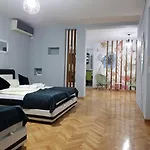 Hotel Nadin