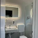 Nadin Hotel 4*