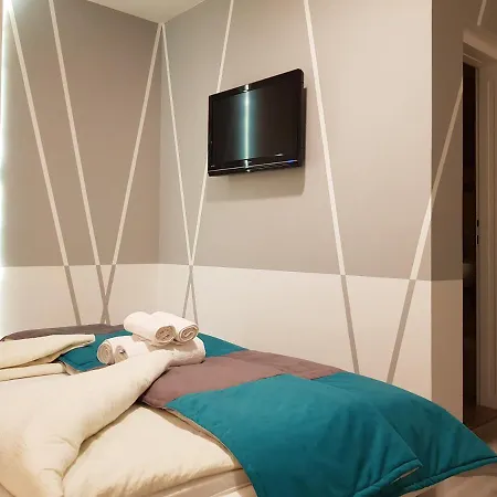 Nadin Hotel 4*