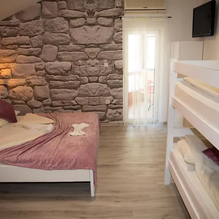 Nadin Hotel