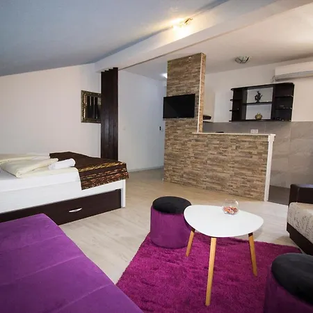 Hotel Nadin