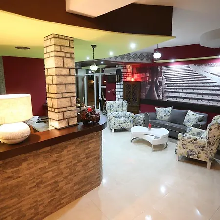 Nadin Hotel 4*